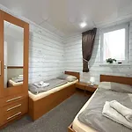 Harmonia, Apartment